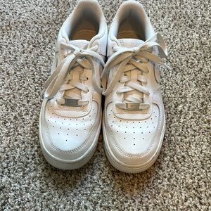 Nike airfare one youth